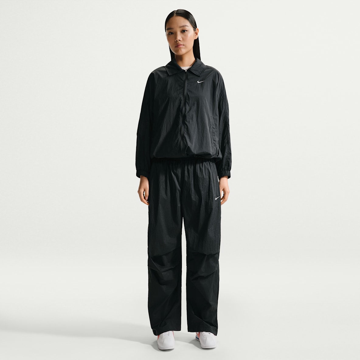 Nike Sportswear Women's Mid-Rise Lightweight UV Trousers