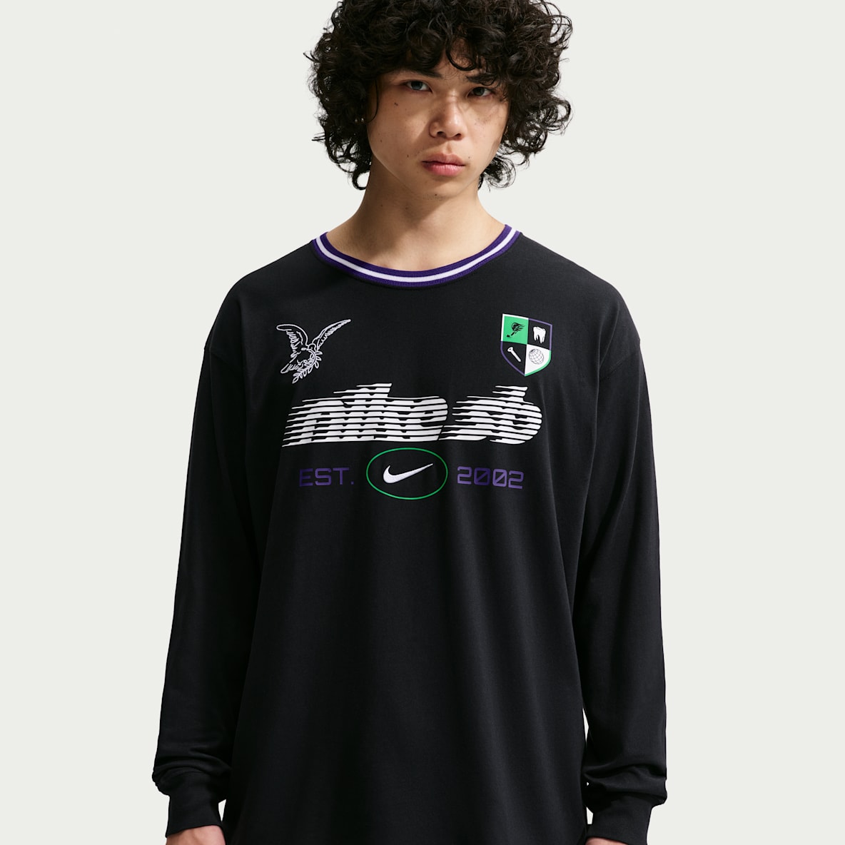 Nike SB  Long-Sleeve Skate T-Shirt