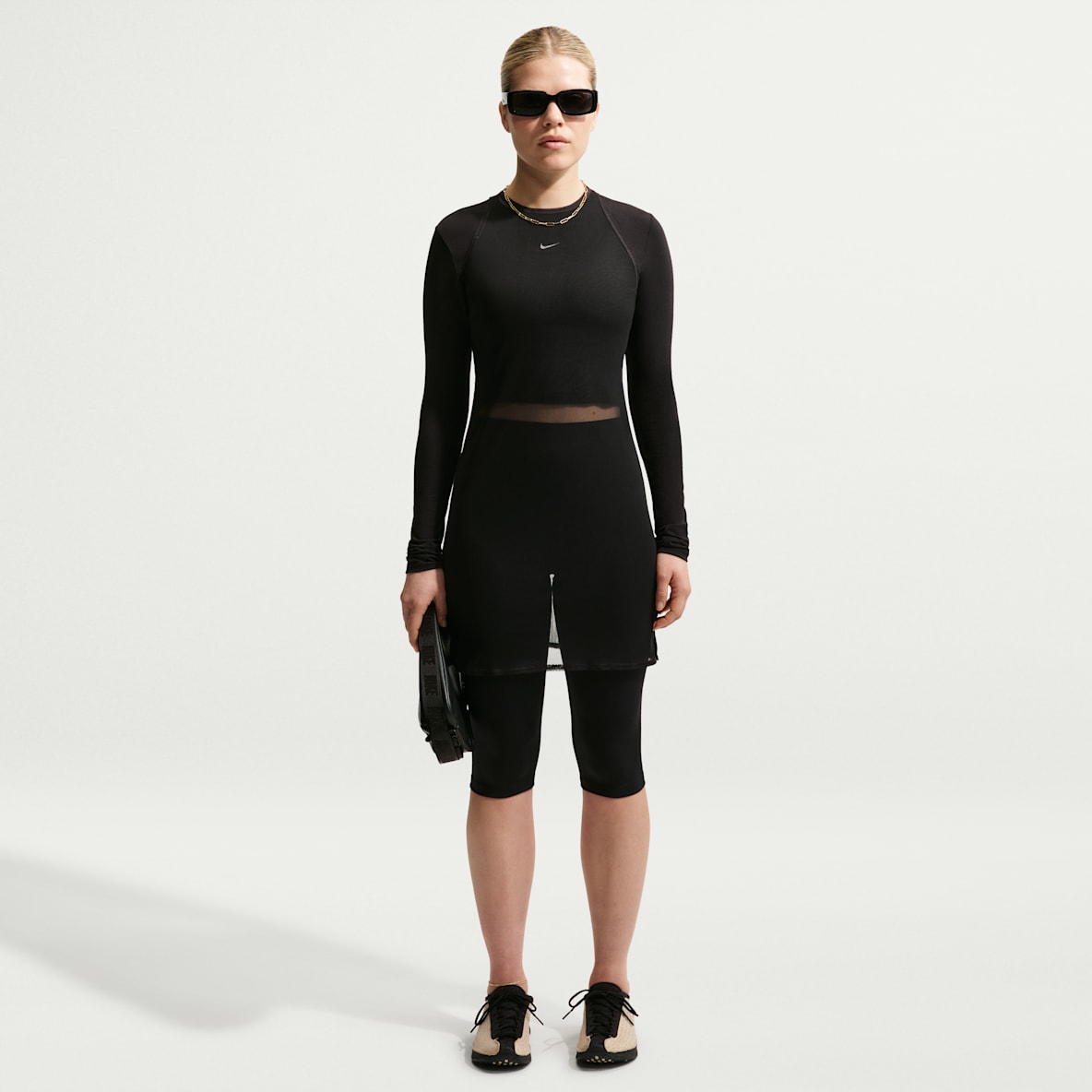 Nike Sportswear Robe sans manches ajustée et transparente pour femme