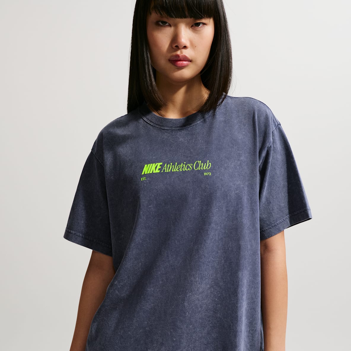 Nike Sportswear Classic Women's Oversized T-Shirt