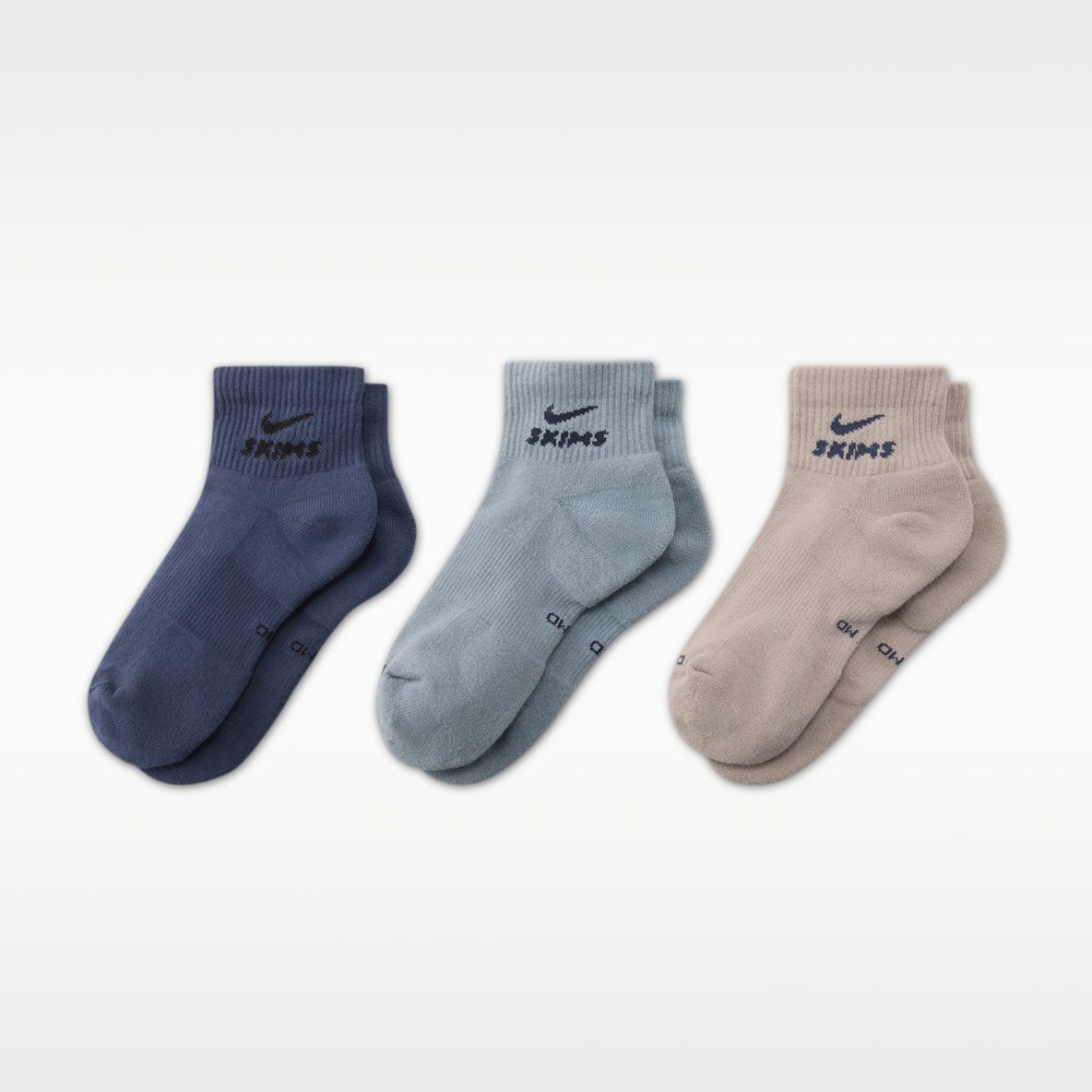 NikeSKIMS Dri-FIT Quarter-Length Socks (3 Pairs)