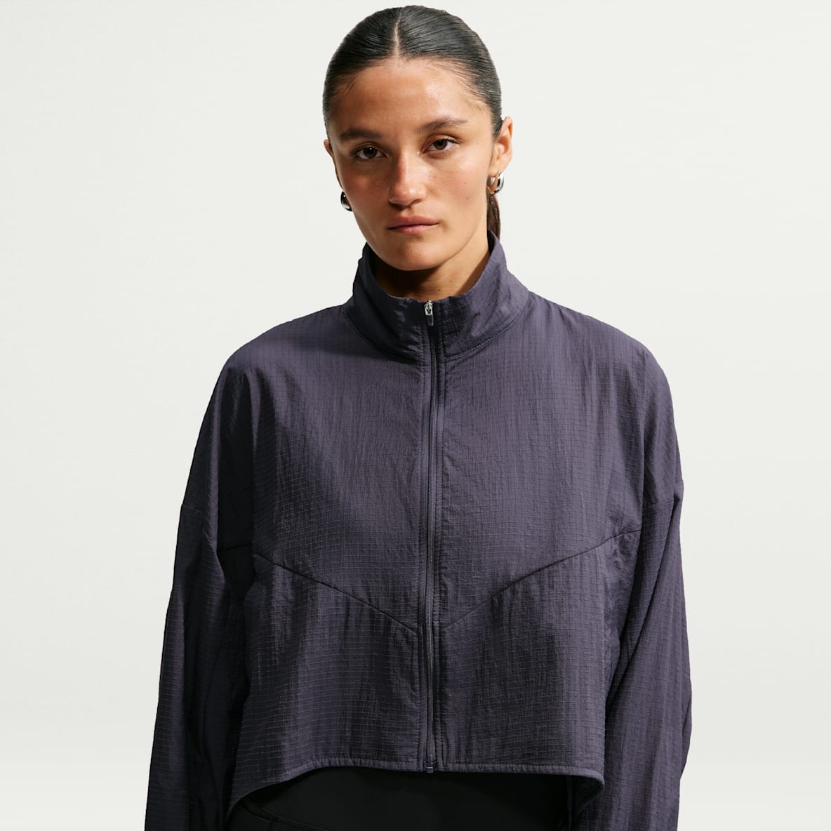 Nike Sportswear Chamarra ligera de ripstop oversized para mujer