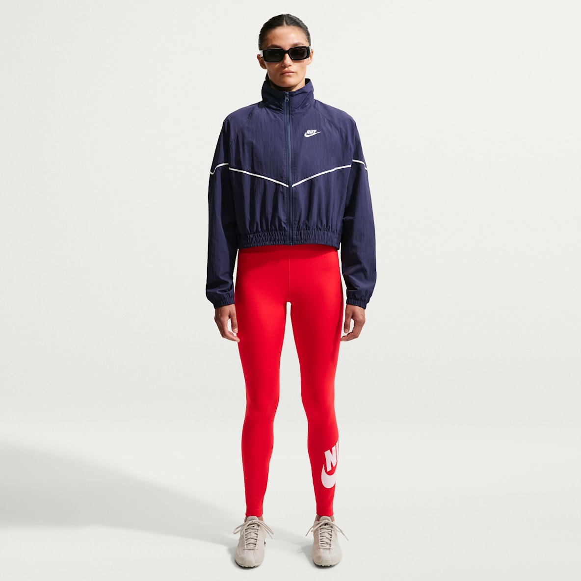 Nike Sportswear Classics Women's High-Waisted Graphic Leggings