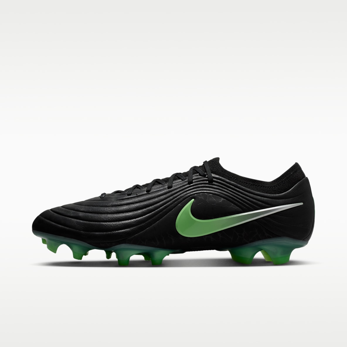 Nike Tiempo Maestro Elite Firm-Ground Low-Top Football Boot