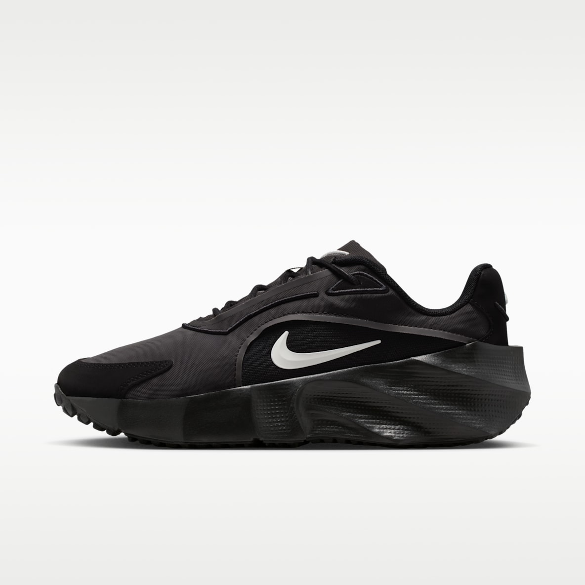 Nike Aura Edge Women's Shoes