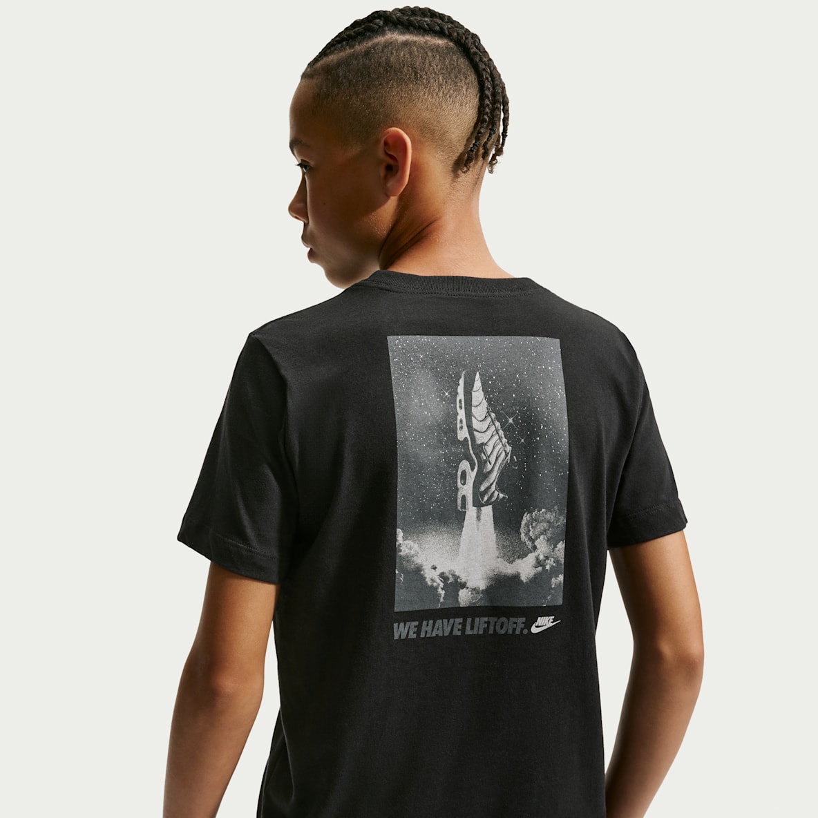 Nike Sportswear Older Kids' T-Shirt