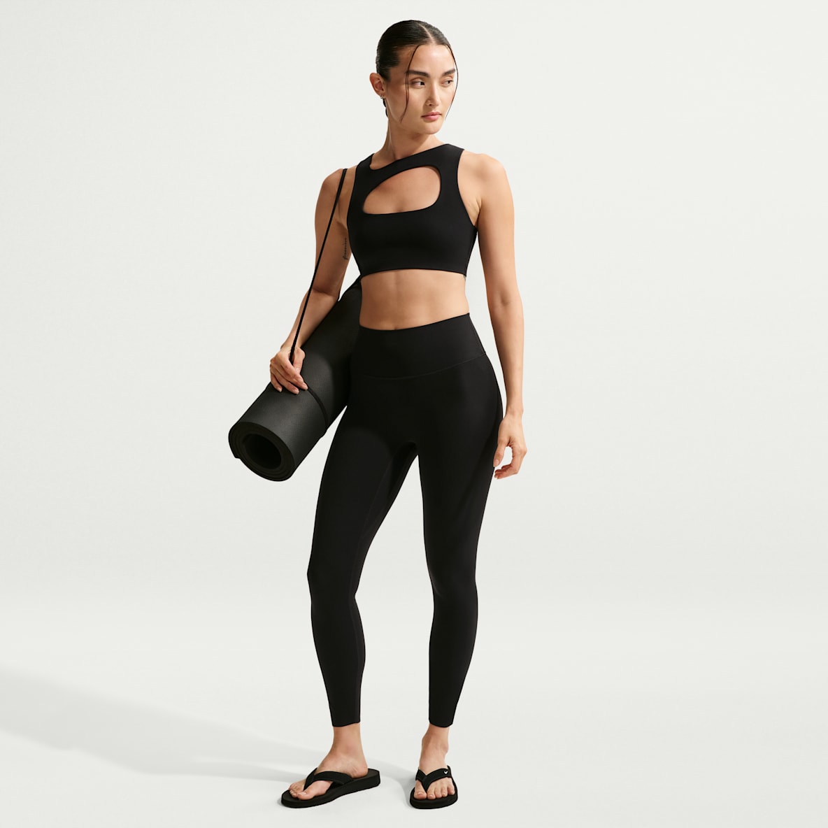 Nike Zenvy Women's High-Waisted 7/8 Leggings with No Front Seam