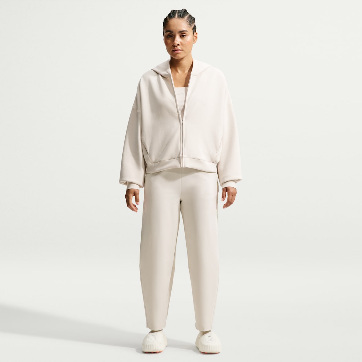 Nike 24.7 PerfectStretch Pantalon ample à taille haute Dri-FIT pour femme